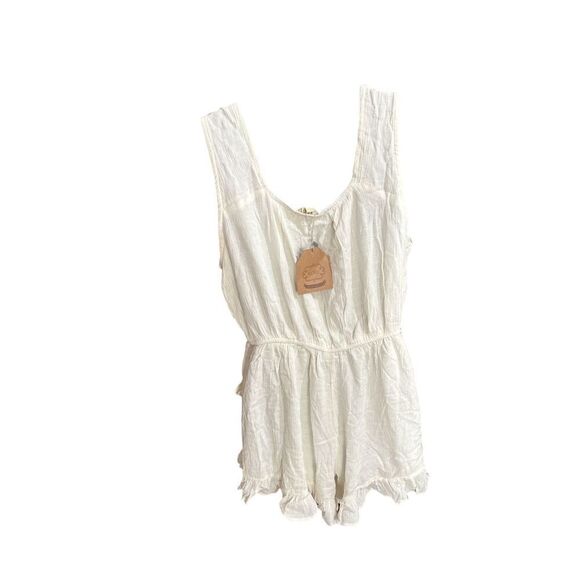 NEW WITH TAGS WOMEN SIZE MEDIUM NWT KORI ROMPER FLOUNCY RUFFLE HEM Cream Small K - Picture 2 of 5